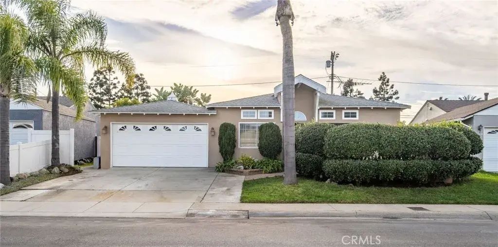 8819 Glider, Los Angeles