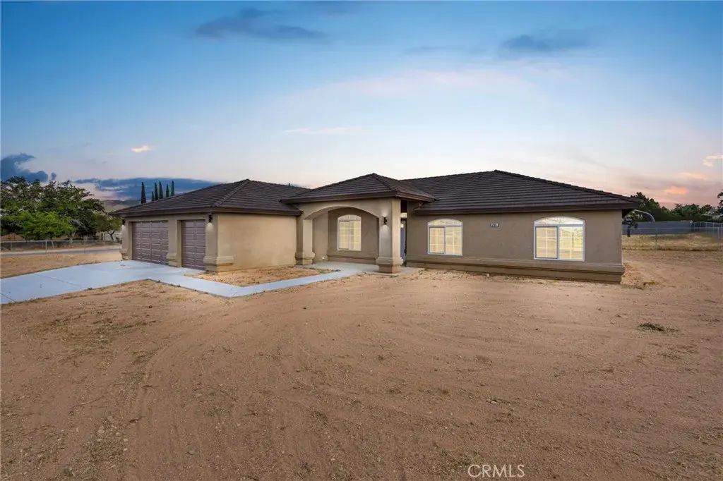 17995 Seaforth Street, Hesperia