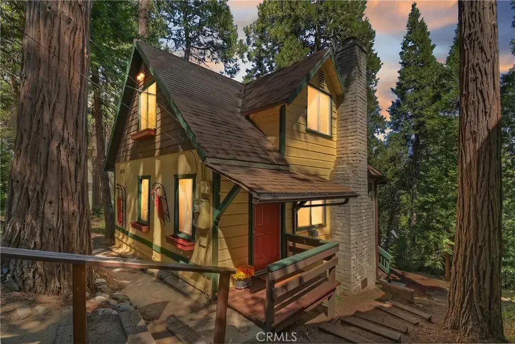 23718 Scenic, Crestline