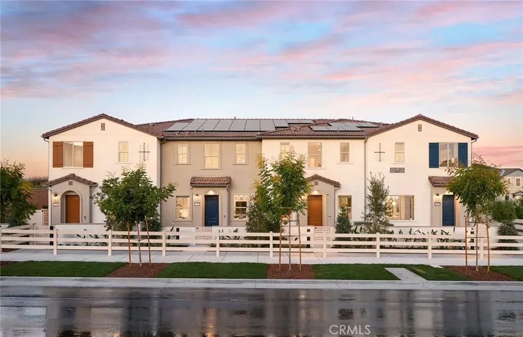4236 East Honeybee Paseo, Ontario