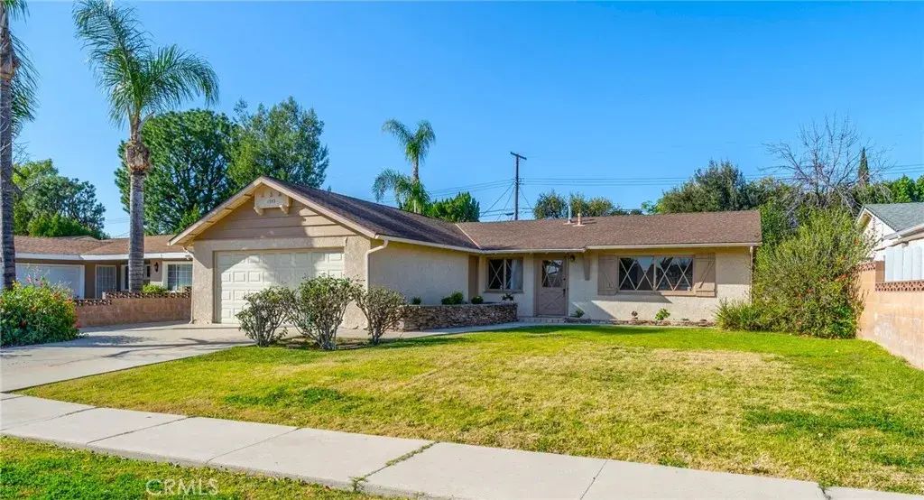6543 Neddy, West Hills