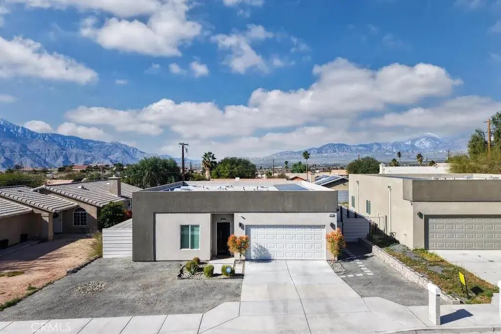 13645 Quinta, Desert Hot Springs