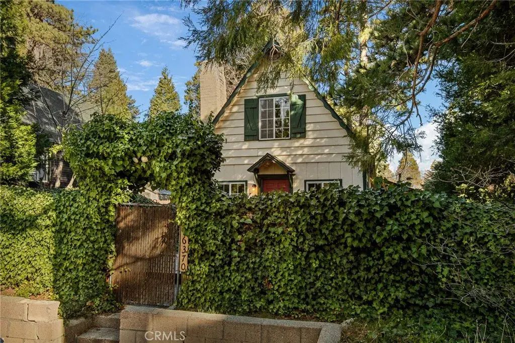 26370 Alpine, Twin Peaks