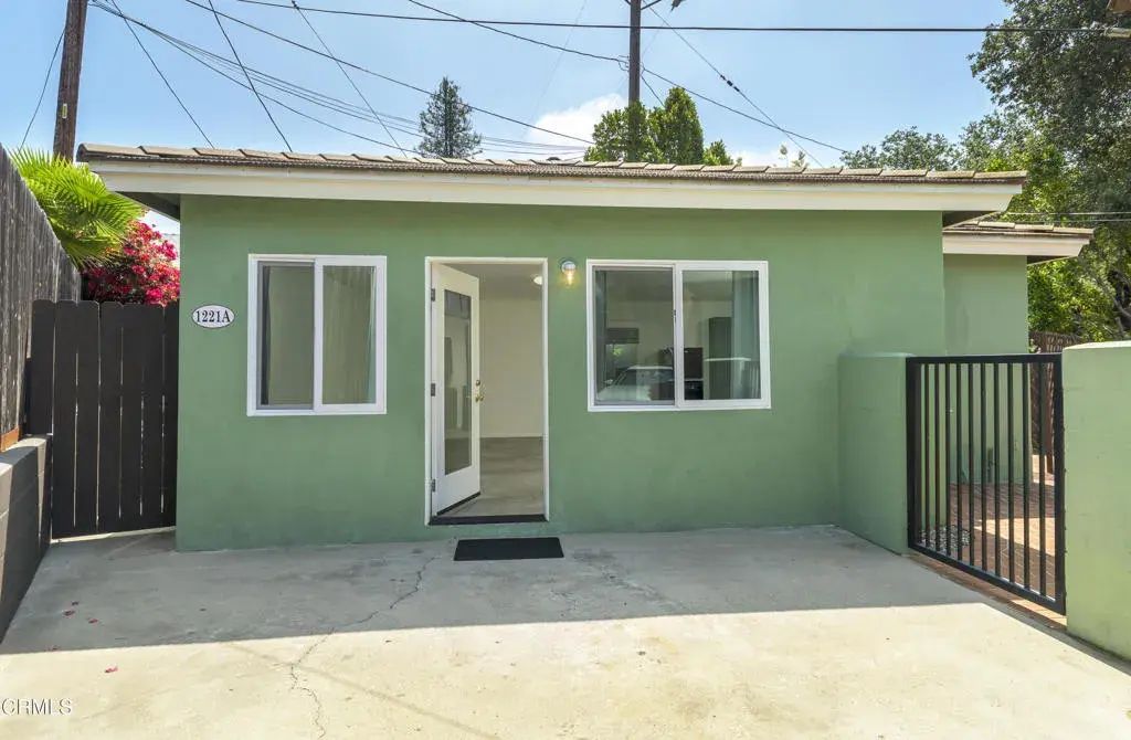 1221 Fernside Drive, La Canada Flintridge