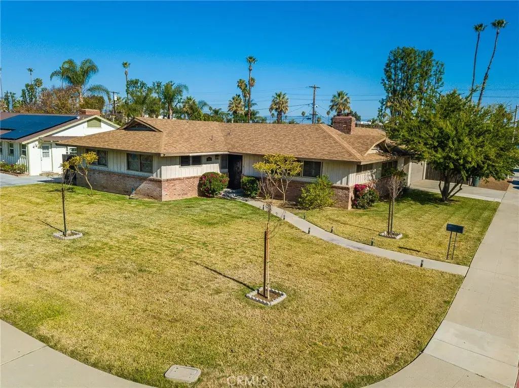 3869 Lafayette, Riverside