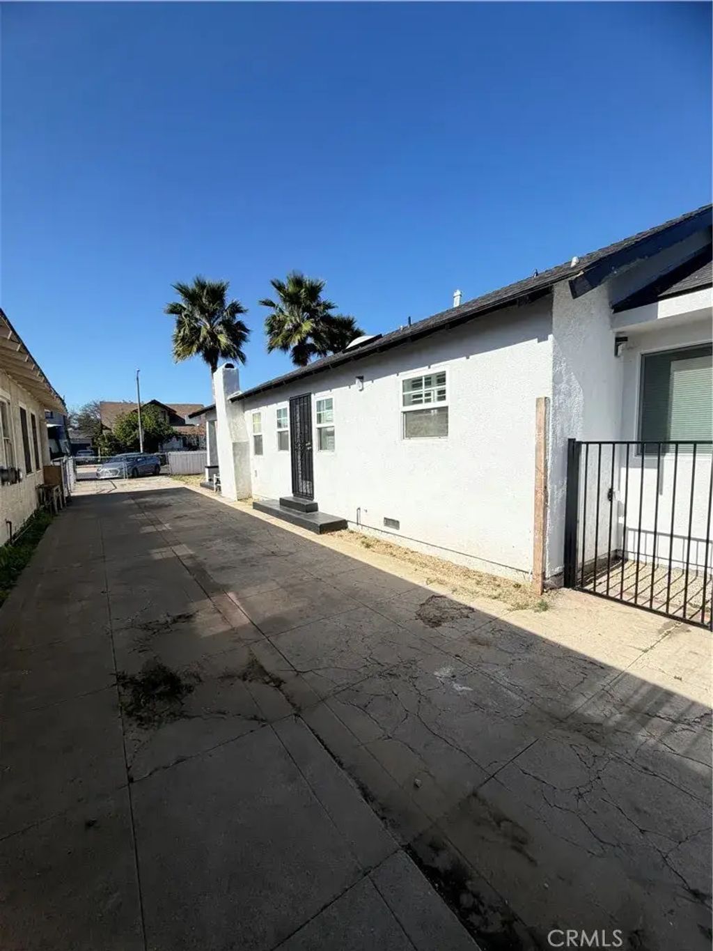 6616 Denver, Los Angeles