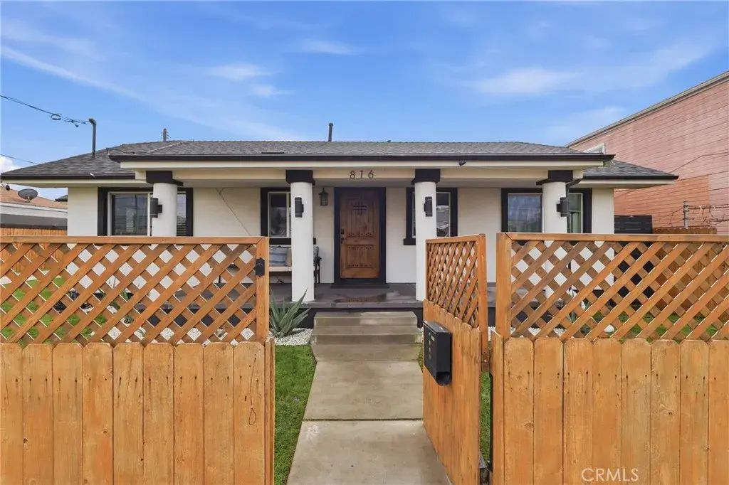 816 W 120th Street, Los Angeles