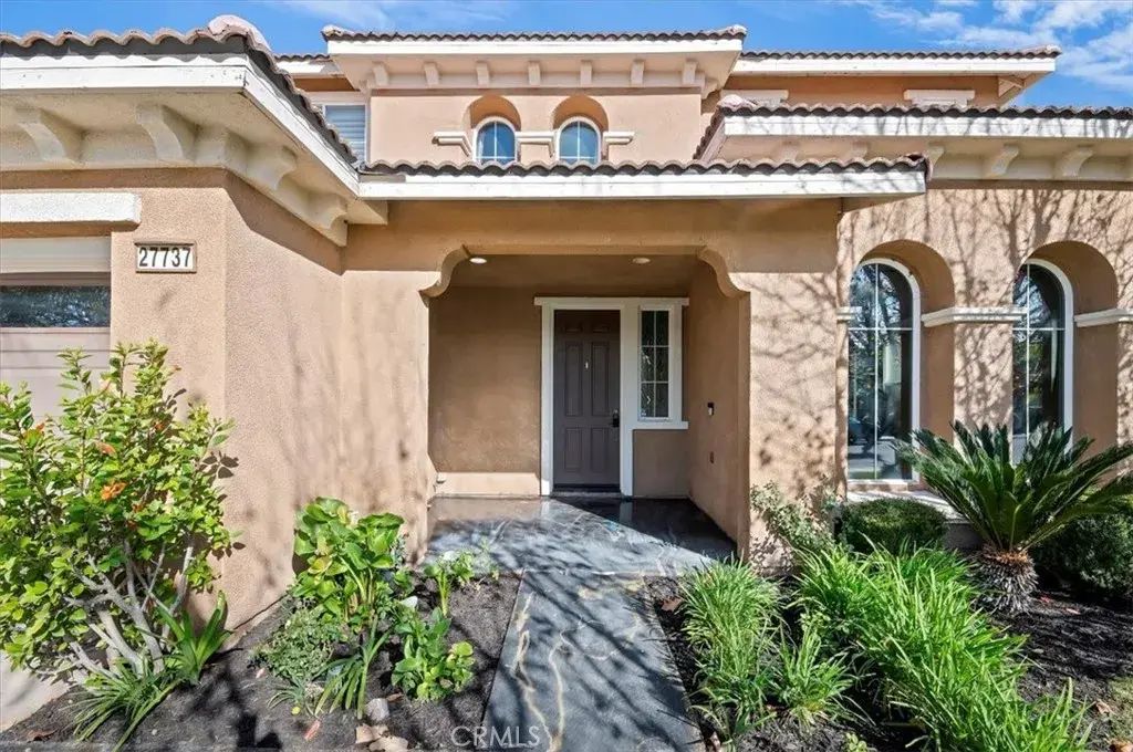 27737 Hackberry, Murrieta