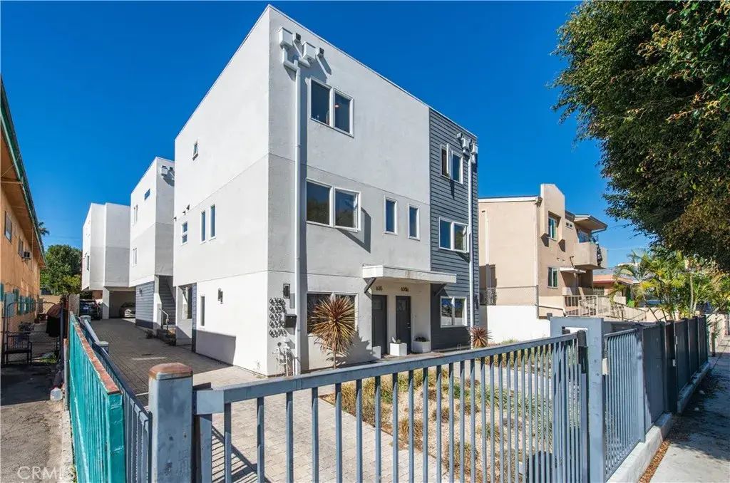 637 N Harvard 637.50, Los Angeles