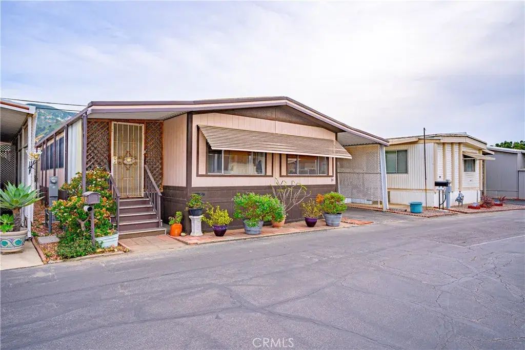 720 W Santa Maria Space 14, Santa Paula