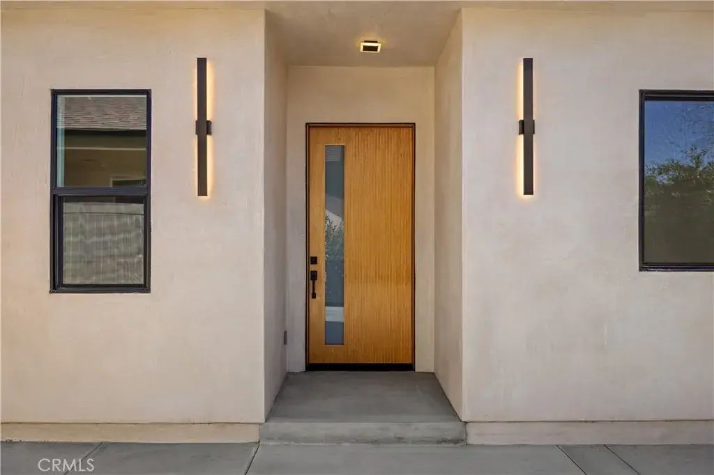 6948 Amestoy Avenue, Lake Balboa