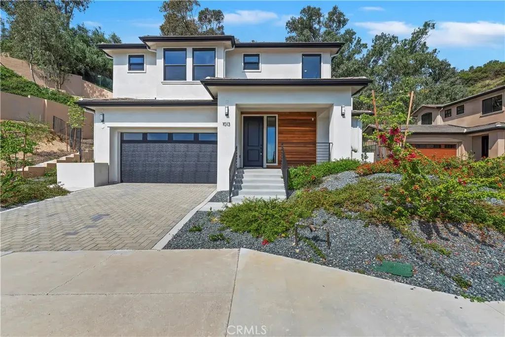 1013 N Staley Lane, Los Angeles