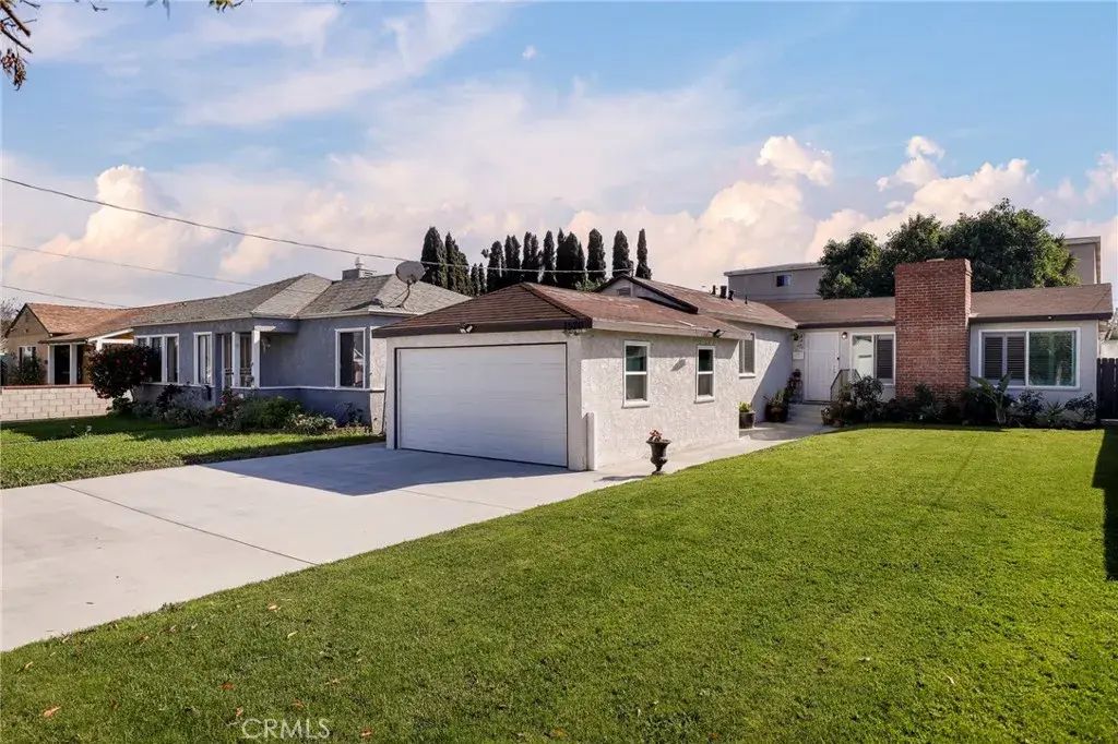 1520 W 216th Street, Torrance