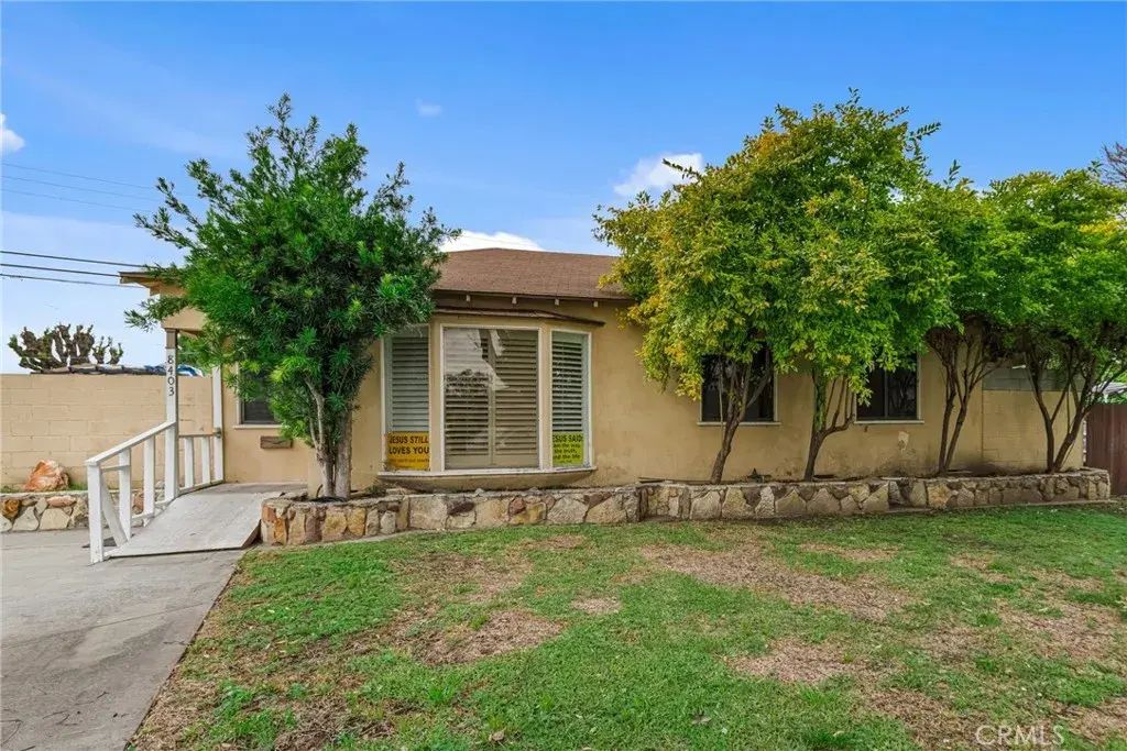8403 Donnybrook, Whittier