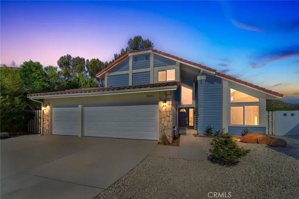 13047 Garris, Granada Hills
