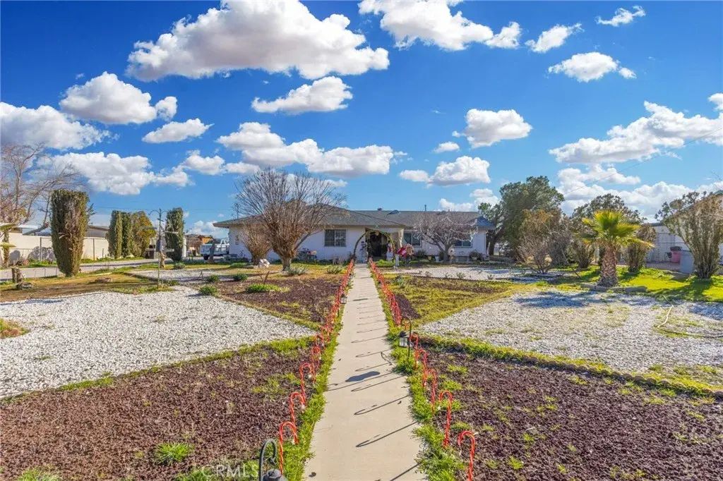 11497 2nd Avenue, Hesperia