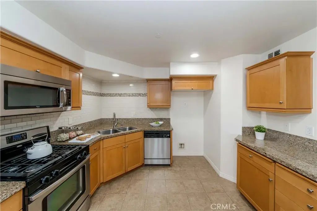 1401 Lomita Boulevard 211, Harbor City