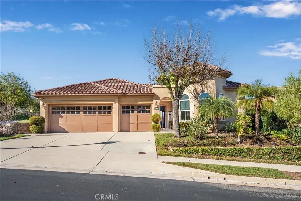 9152 Reserve, Corona