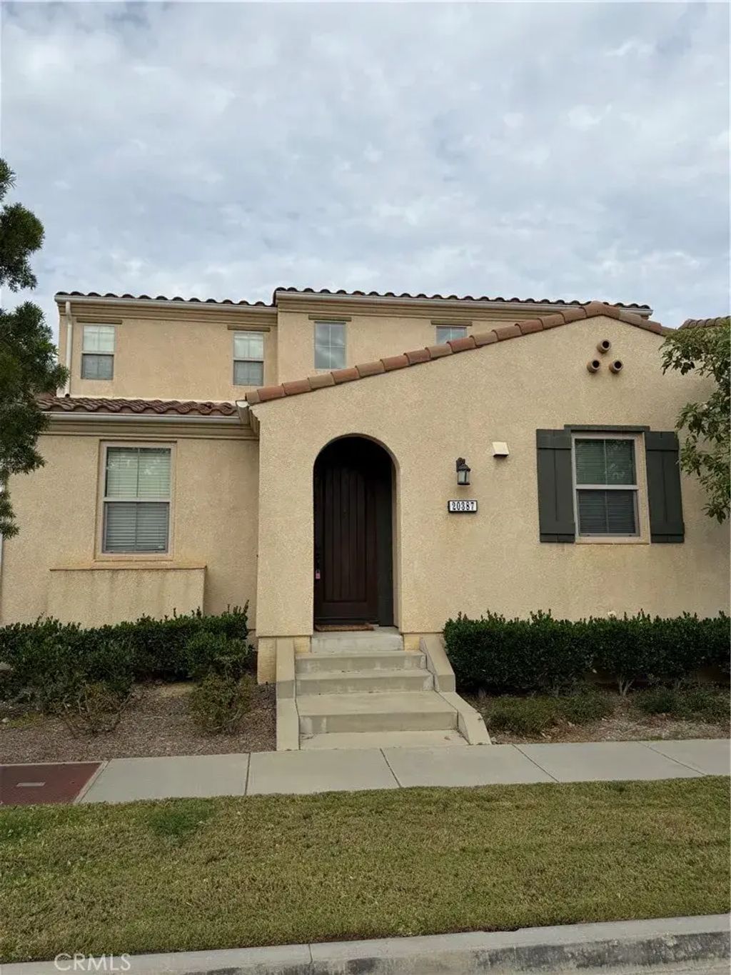 20387 Pienza Lane, Porter Ranch