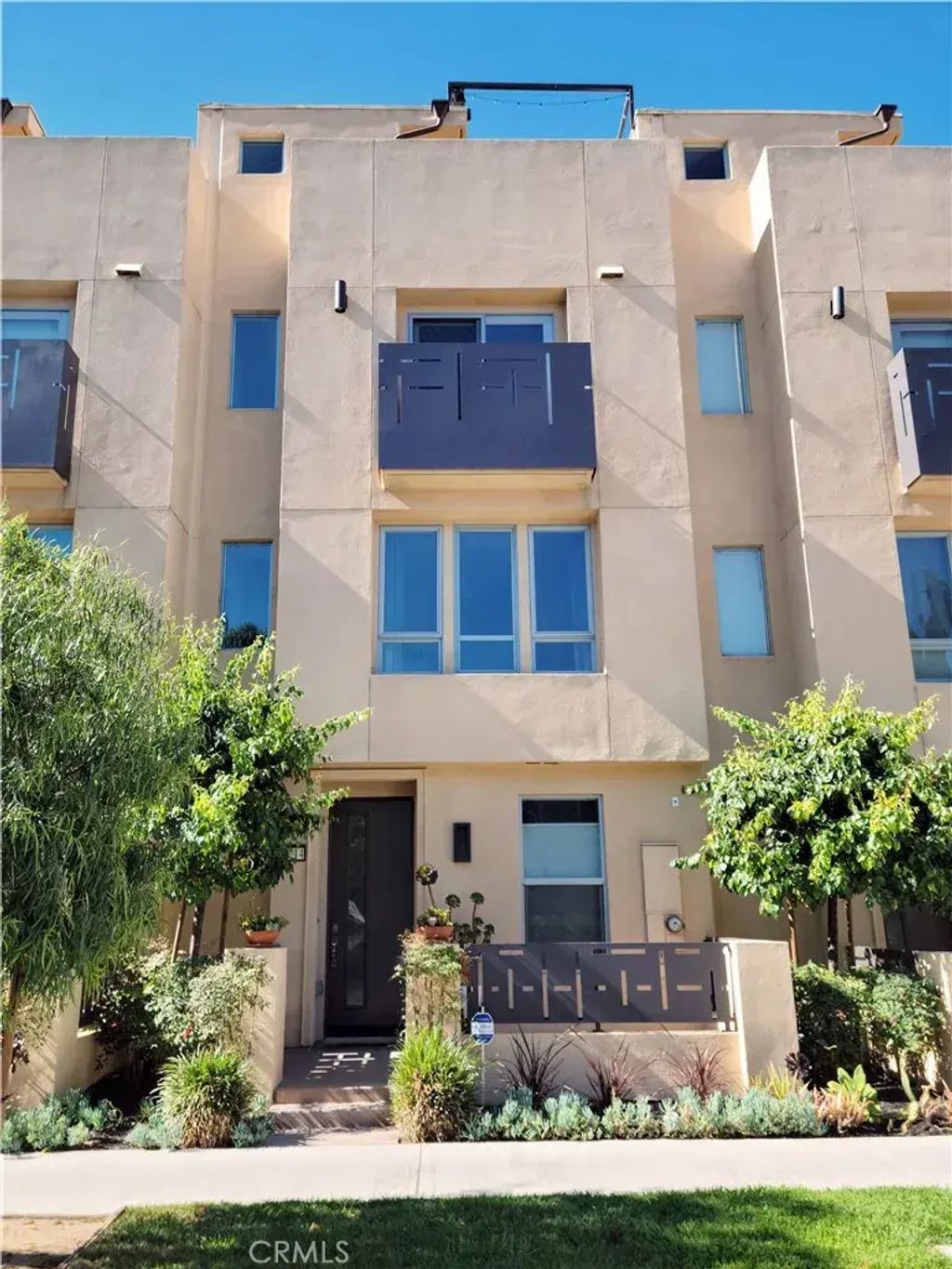 10714 Bloomfield, Toluca Lake
