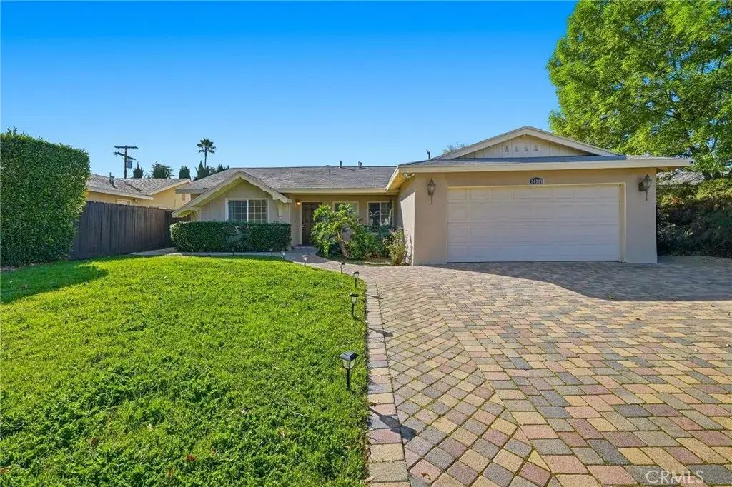 24000 Archwood, West Hills