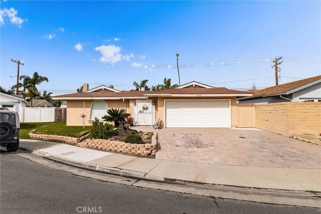 6261 Balmoral, Huntington Beach