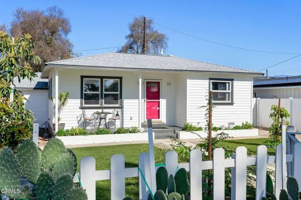 385 Sunset Avenue, Oak View
