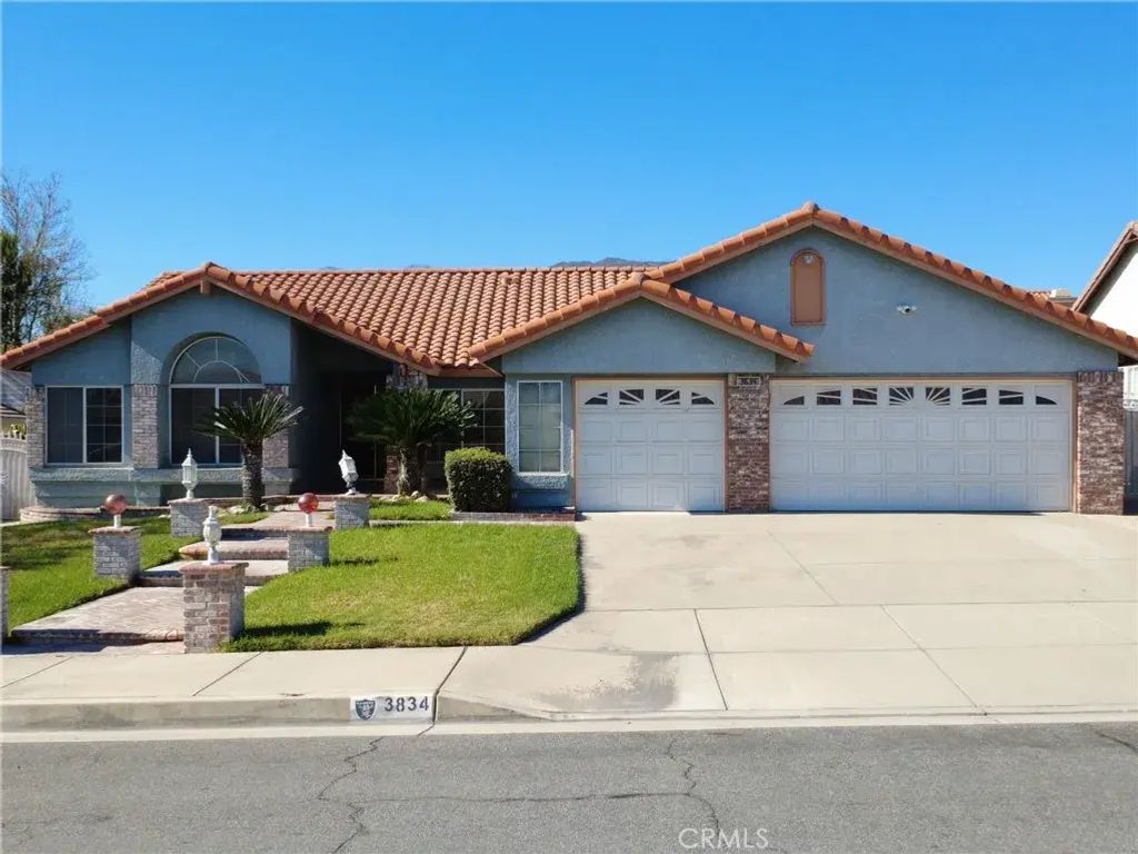 3834 N Silver Tree Court, Rialto