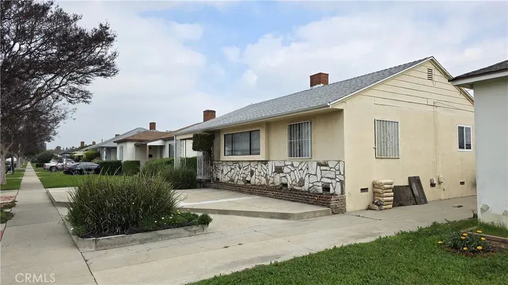 1144 S Hidalgo, Alhambra