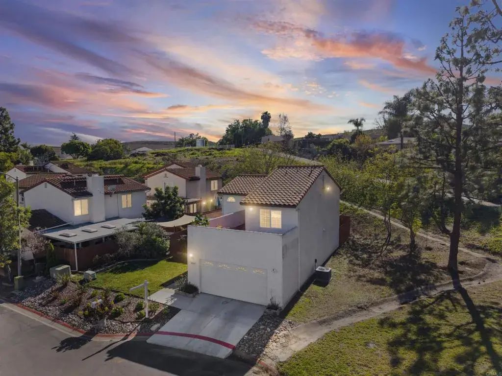 9869 Aldergrove Lane, Spring Valley