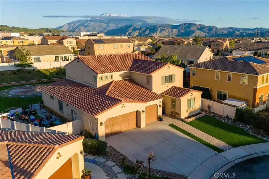 1632 Manti Court, Beaumont