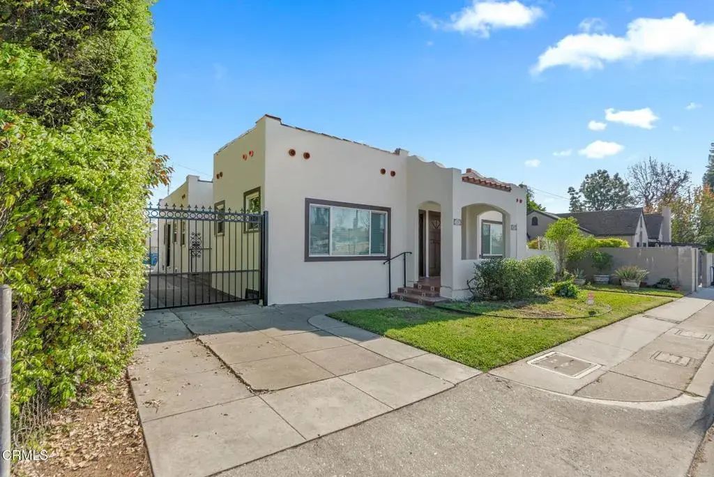 208 N Fremont Avenue, Alhambra