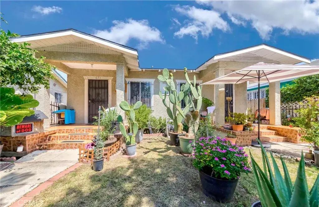 623 E 36th Street, Los Angeles