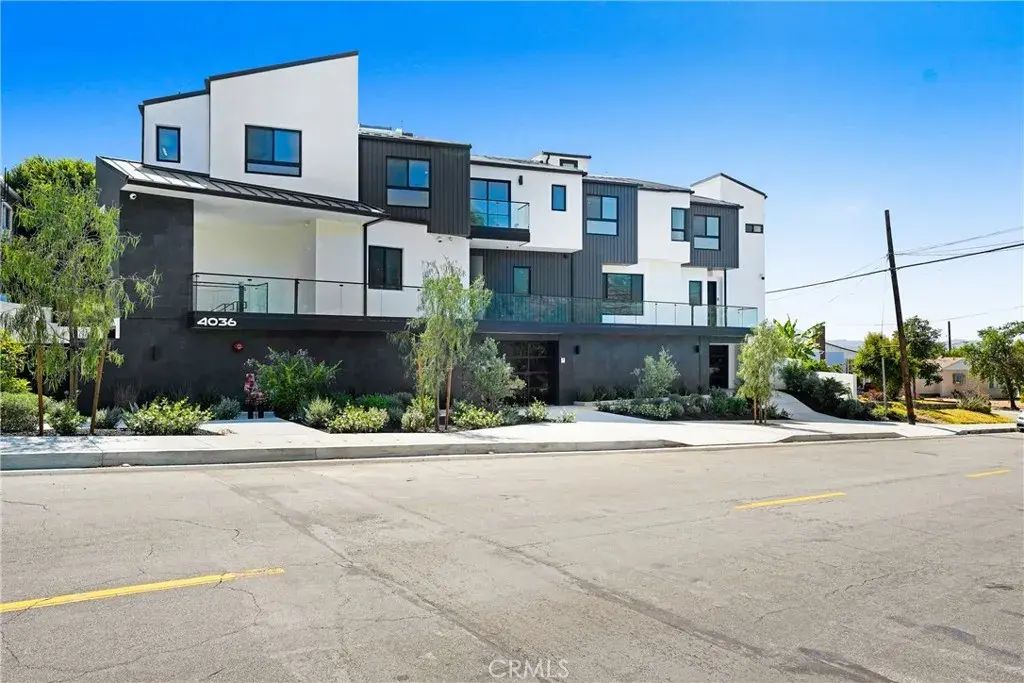 4036 Rosemont Avenue 5, Montrose