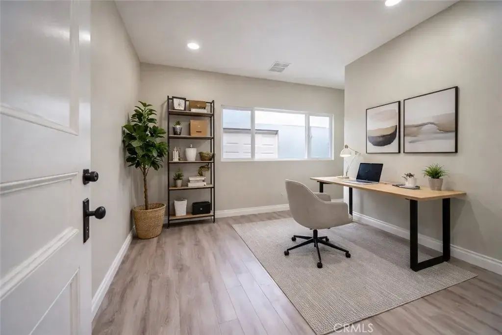 5709 E Beverly Boulevard, Los Angeles