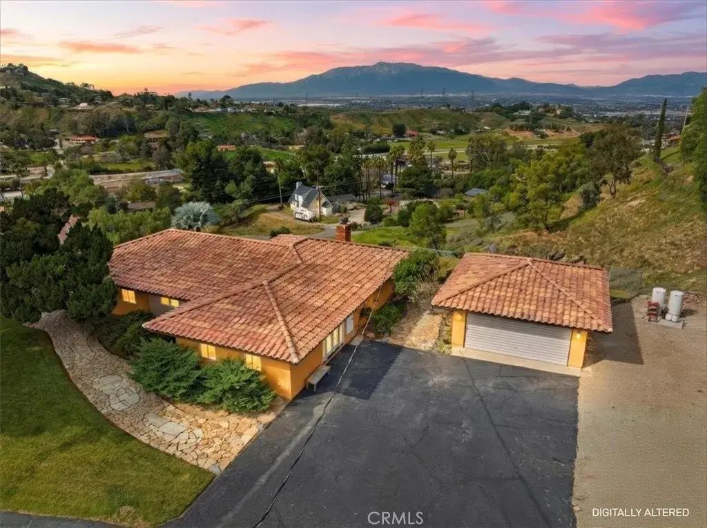 12011 Reche Canyon, Colton