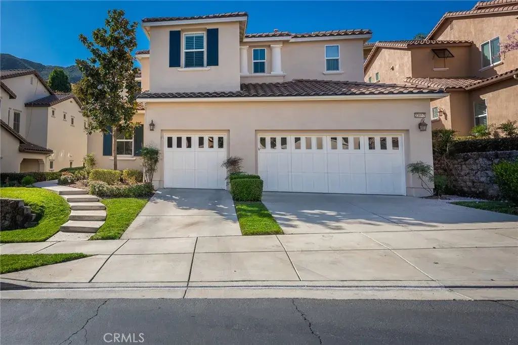 23811 Cahuilla Court, Corona