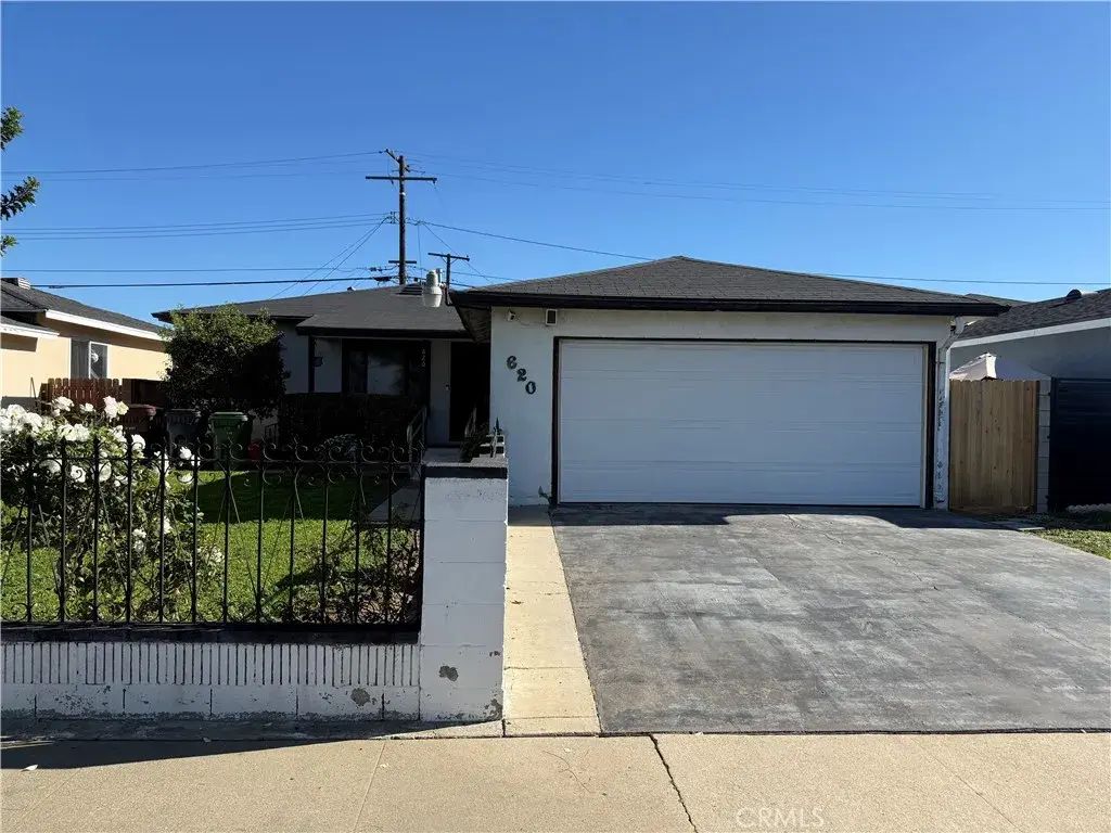 620 S Barclay Avenue South, Compton