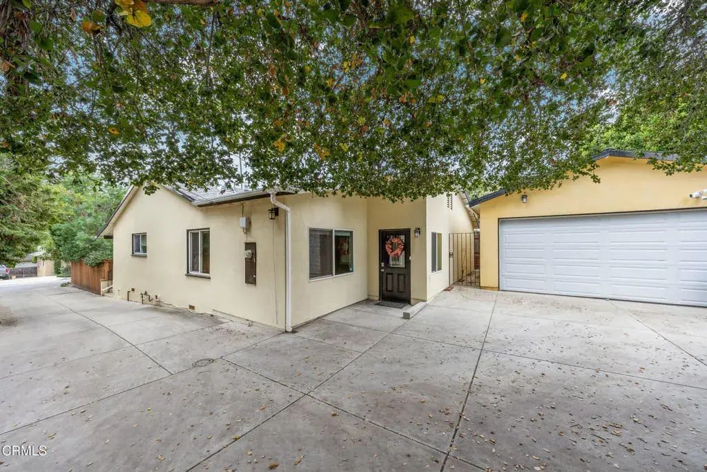 391 E Highland Avenue, Sierra Madre