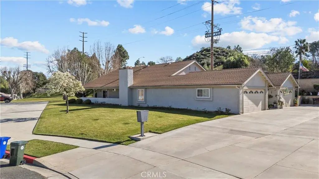 19002 Avenue Of The Oaks, Newhall