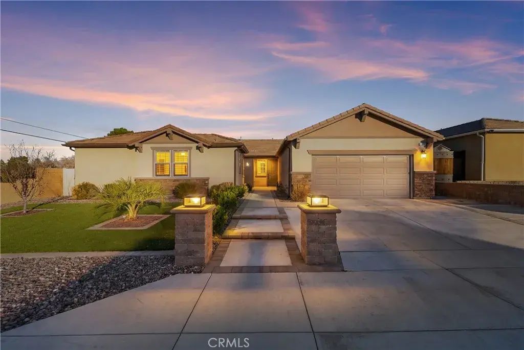 41742 Wayladn Court, Lancaster