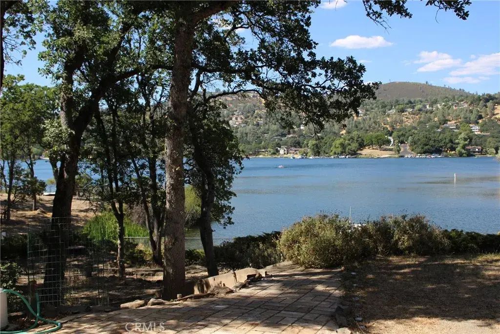 18702 East Ridge View Drive, Hidden Valley Lake