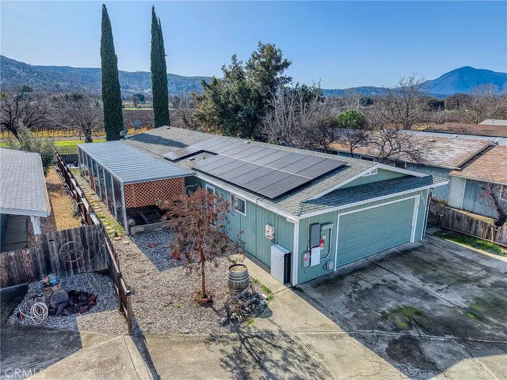 14032 Apple, Clearlake Oaks