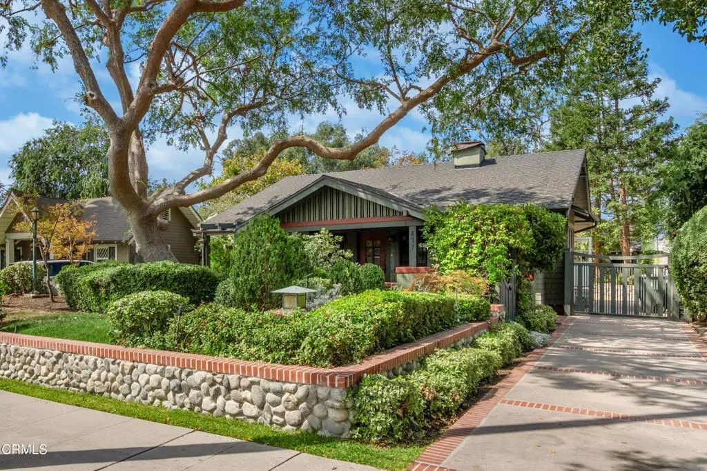 847 S Los Robles Avenue, Pasadena