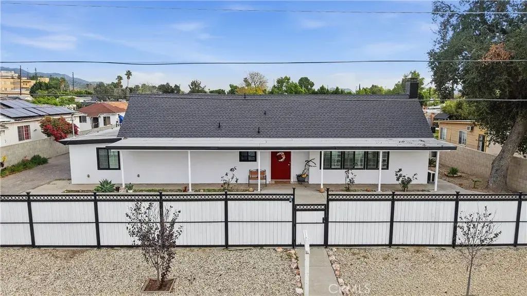 12232 Truesdale, Sun Valley