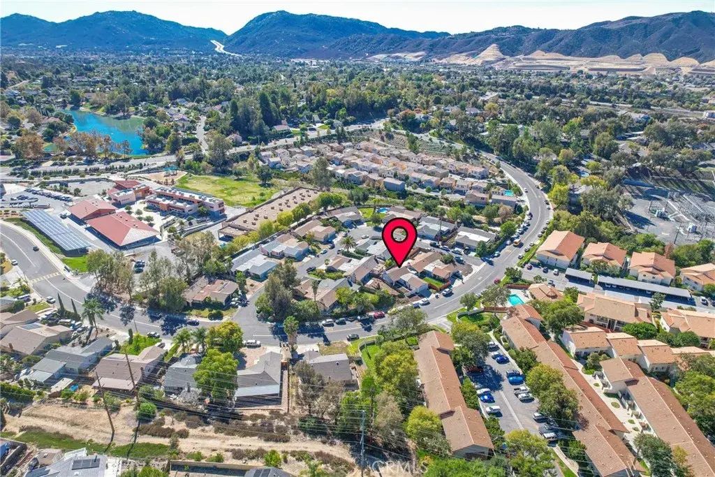 29589 Mira Loma Drive, Temecula