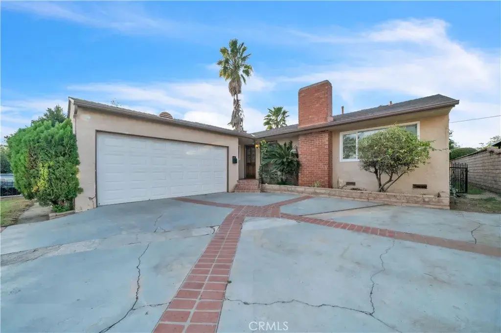 14357 Herron Street, Sylmar