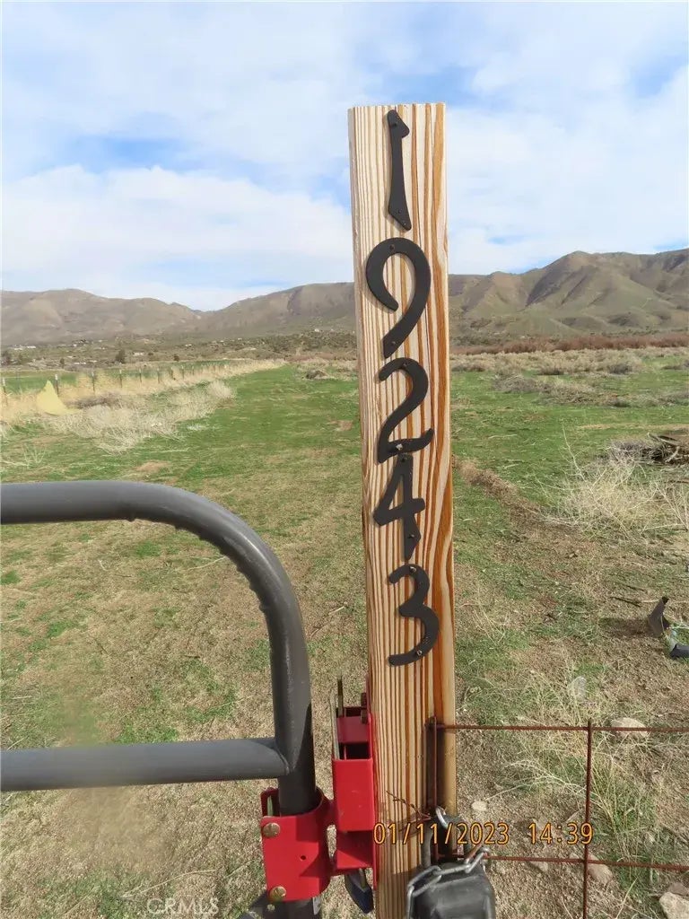 19243 Whitehaven, Hesperia