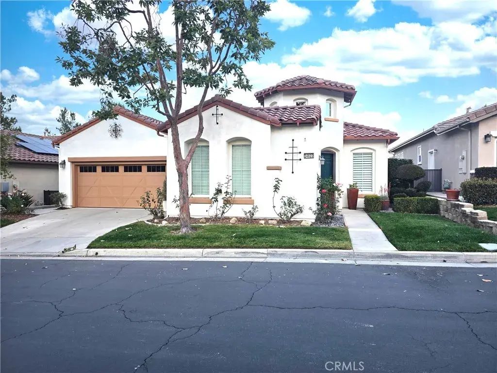 24622 Gleneagles, Corona
