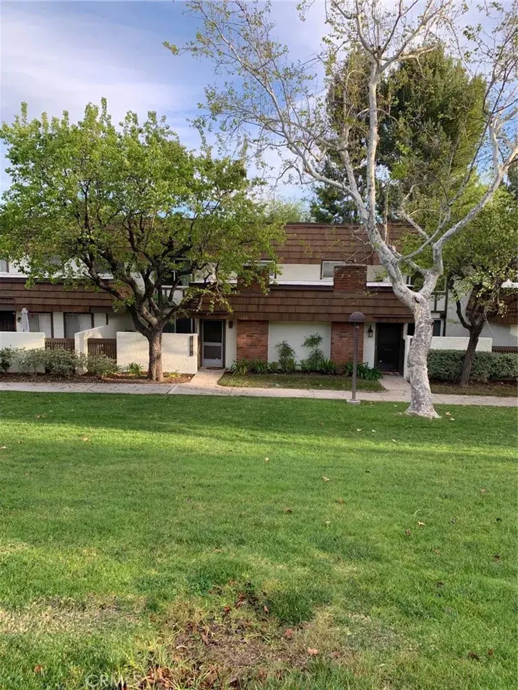 10065 Larwin 5, Chatsworth